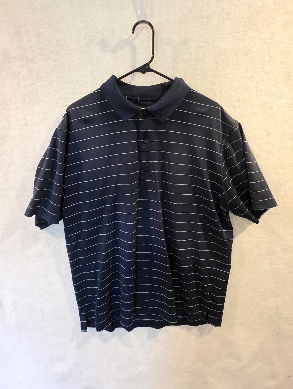 Greg Norman Men's Navy Blue White Stripe Golf Shirt Size Large
